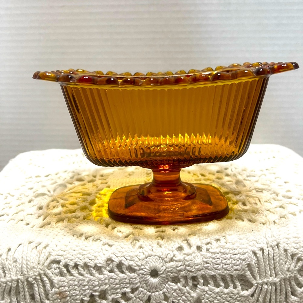 Vintage FTDA 1981 amber glass vase